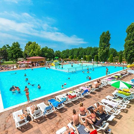 Eurocampingpacengo Hotel Lazise Exterior foto