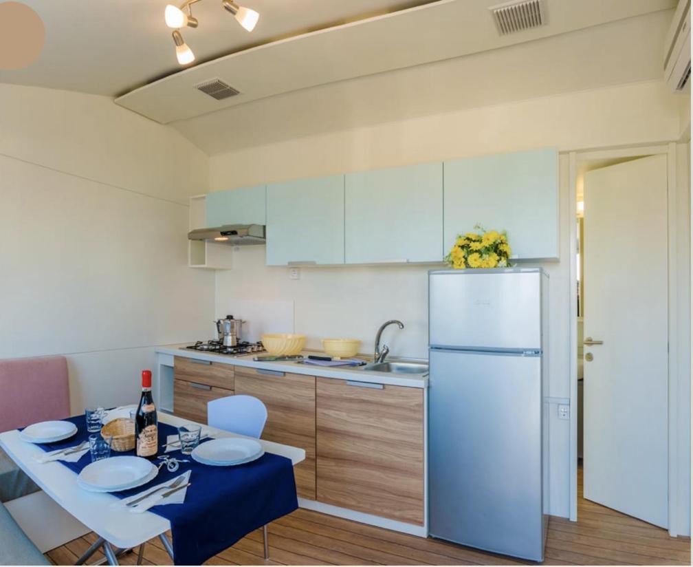 Eurocampingpacengo Hotel Lazise Exterior foto